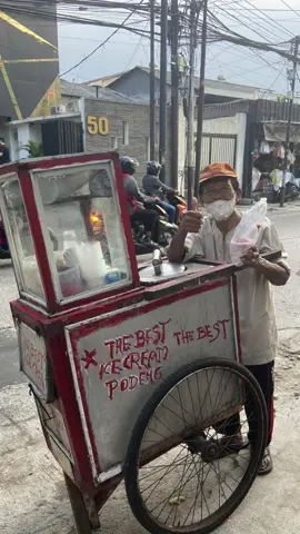 halo semua teman2 tiktok yang baik hati! kalau kalian kerja daerah jakarta selatan & pulang kerja lewat daerah haji nawi, kalau liat bapak ini boleh yaa untuk dibantu beli es podengnya 10rb aja! bapaknya super duper baik loh!🤗🤗☝🏻 #fyp #foryou #foryoupage #bantuinfypdong #pedulisesama 