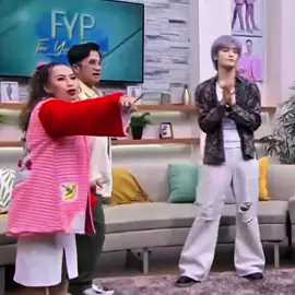 Mpok Alpha, terimakasih udah bikin bubu ketawa🥺 kaget banget sii liat berita nya😭😭 semoga amal ibadah, kebaikan mpok alpha semasa hidup diterima baik di sisi Allah dan keluarga yang ditinggalkan diparingi kekuatan, kesabaran dan keikhlasan🥺🫂 . . #mpokalpa #taeyong #nct #nct127 #fyp 