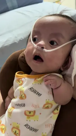 Ang saya na naman ng Miggy pogi na yan. 👶🏻😍💖