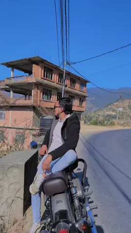 अहिलेको क्षणलाई गुमाउनु भनेको जीवनको सबैभन्दा मीठो स्वाद छुटाउनु हो।❤️🙏