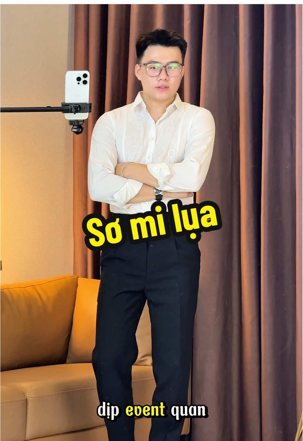Phối đồ cùng Tú : sơ mi lụa phối hoa hồng #phamtuphoido #clothes #xuhuong #viral #áo 
