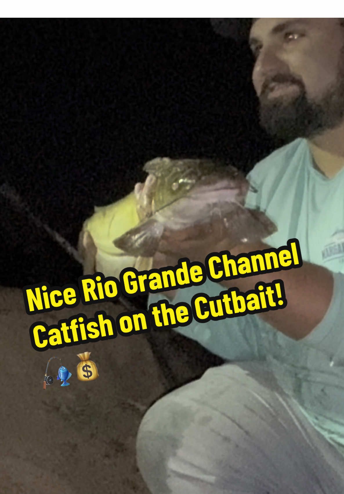 Catch and Release a Rio Grande channel Catfish with us! 🎣💰🤘🏻 #fishing #fishingtiktoks #nightfishing #newmexico #fyp 