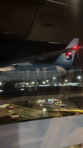 Korean Air Boeing 777  #foryoupage #fyp #plane #airplane #koreanair 