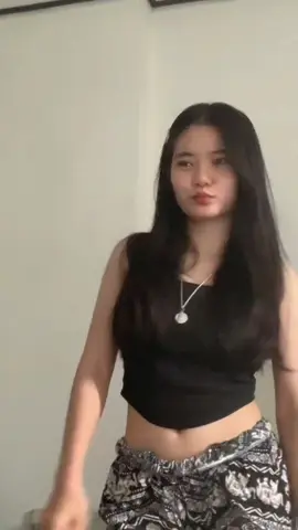 🫦