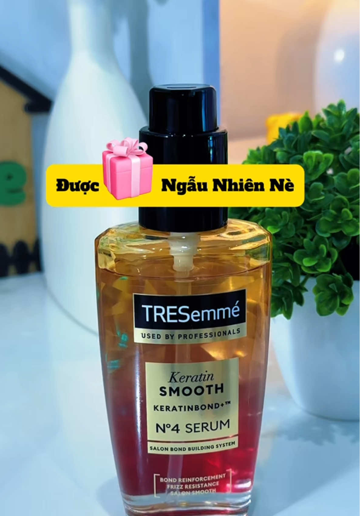 Muốn tóc óng đẹp thì sao thiếu serum dưỡng được mấy bà. #TRESEMME #serumduongtoc#serptaccungUnilever 