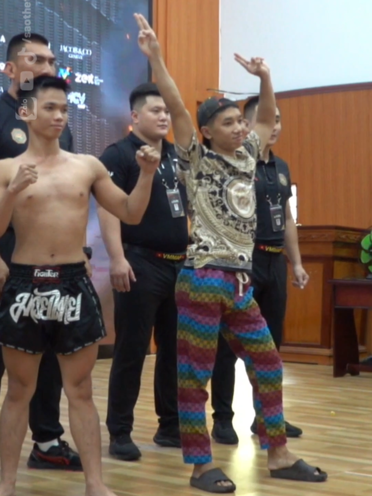 Phong cách Đôn Chề xuất hiện ở LION Championship #sportsontiktok #lionchampionship #mma 