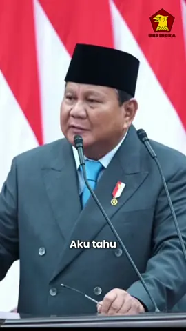 Dalam pidatonya di gedung MPR RI tadi, presiden telah memutuskan untuk membantu melegalkan tambang-tambang milik rakyat, dengan syarat, rakyatnya mau mengikuti aturan yang akan ditetapkan oleh pemerintah, demi menjaga lingkungan agar terap aman dan terjaga. Sudah bukan lagi waktunya tambang milik rakyat diburu, tapi dibimbing. Bukan lagi merusak, tapi membangun. Tapi, khusus tambang yang benar-benar milik rakyat, bukan yang ngakunya “rakyat”, taunya menyelundupkan hasil tambangnya ke luar. #prabowo #gerindra 