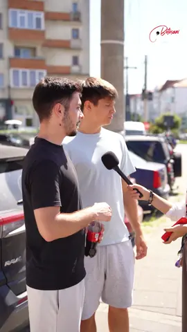 Botoșaniul trăiește astăzi una dintre cele mai mari sărbători din an, Adormirea Maicii Domnului.  Străzile duc spre biserici, clopotele răsună și se aduc urări pentru miile de botoșăneni care poartă numele Maria sau diverse derivate. Însă, între tradiție și obiceiul de a felicita, mulți încă încurcă această zi cu cea din 8 septembrie.  Tu când spui „La mulți ani”? #voceabotosani #botosani 