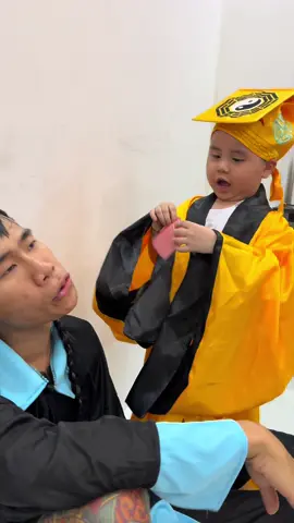 im để thầy làm phép 🤣🤣