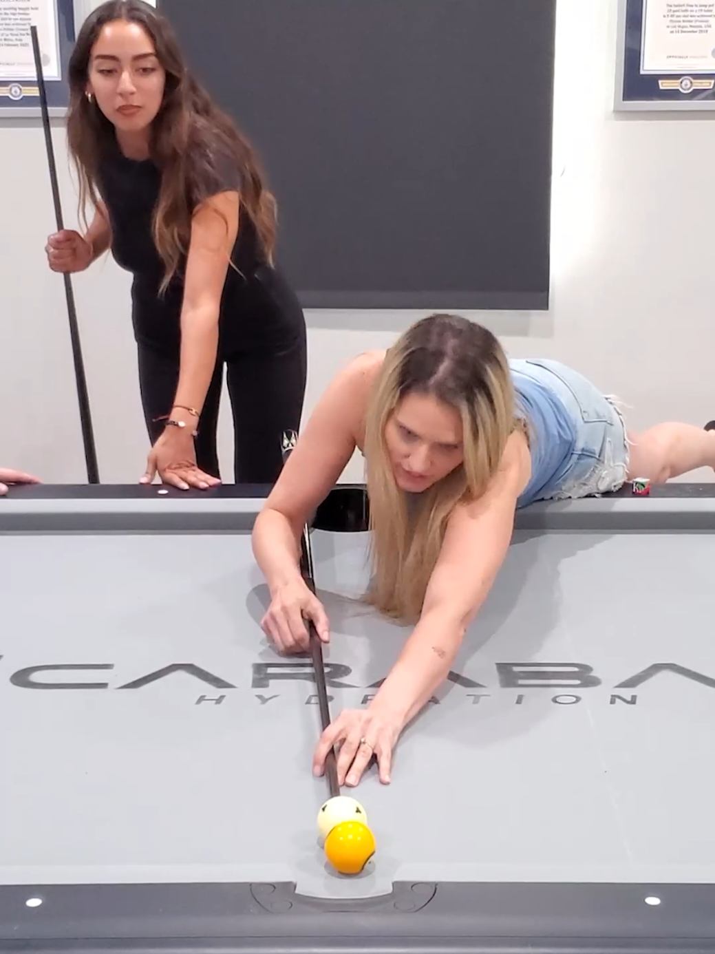 Cue Ball Control Mini Game with @Hana & Iana 😍🎱#snooker #billiards #8ballpool #spin #pool 