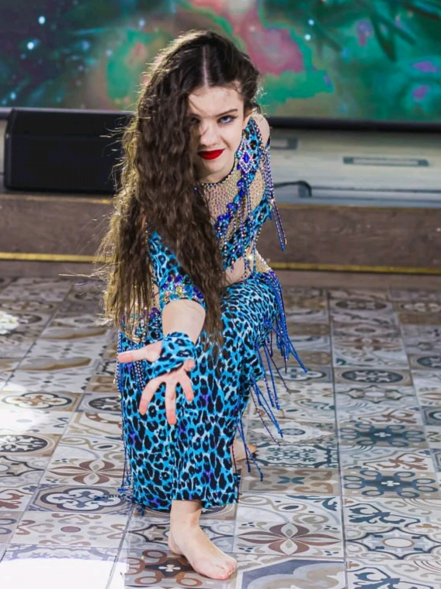 Tabla💙🐆 #dance #berunveronika #bellydance 