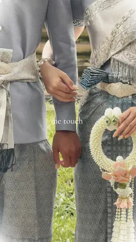 hold my hand ✨🤍 #prewedding #fyp 