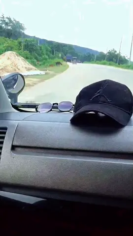 দূর থেকে কিছু ছাপরি দেখবে  আর জলবে আর হায় হায় করবে এর থেকে বেশি কিছু করার যোগ্যতা তাদের নেই bojcho😎#vairal#foryou#ternig#tunny mirza🌱💚✅