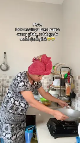 Gilak cari duit gak pp kan bunnn😁😇