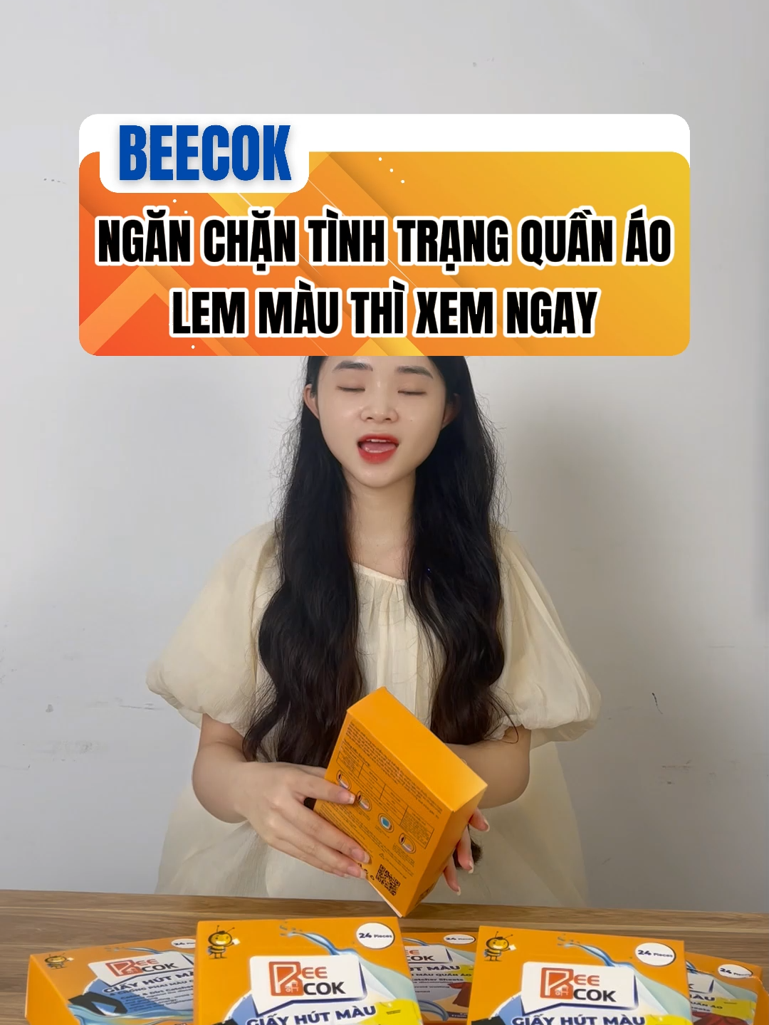 Ngăn chặn tình trạng quần áo lem màu thì xem ngay #beecok #giadungtienich #giayhutmauquanao