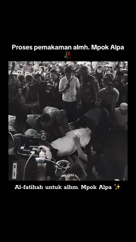 Selamat jalan mpok alpa 🥀 al-fatihah.. #mpokalpa #selebritis #kabarduka #pemakamanmpokalpa #beritaartis 
