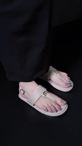 Sandal nữ thiết kế thanh lịch #giay #giaydep #giayxinh999 #xuhuong #fyp 