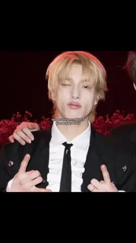 He looks soo good in these photos omgg #jake #enhypen #engene #fyp #blonde 
