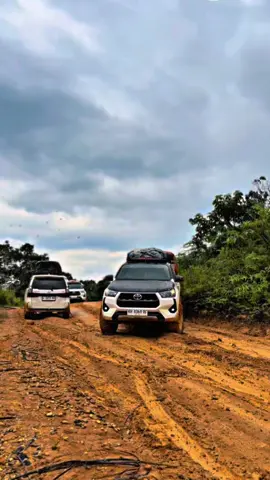 Lintas katingan hulu #kulitanahkuning #hilux4x4 #palangkaraya #katingan #kalteng 