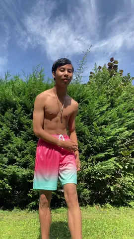 Alors viens danser avant la fin des vacances…☀️😎#pourtoi #foryou #sun #sunny #alorsondanse 