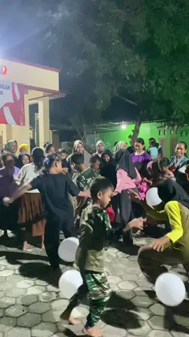 Latihan moshing ceunah😭 #kkn #lomba17agustus #agustus #agustusan #kkncore 