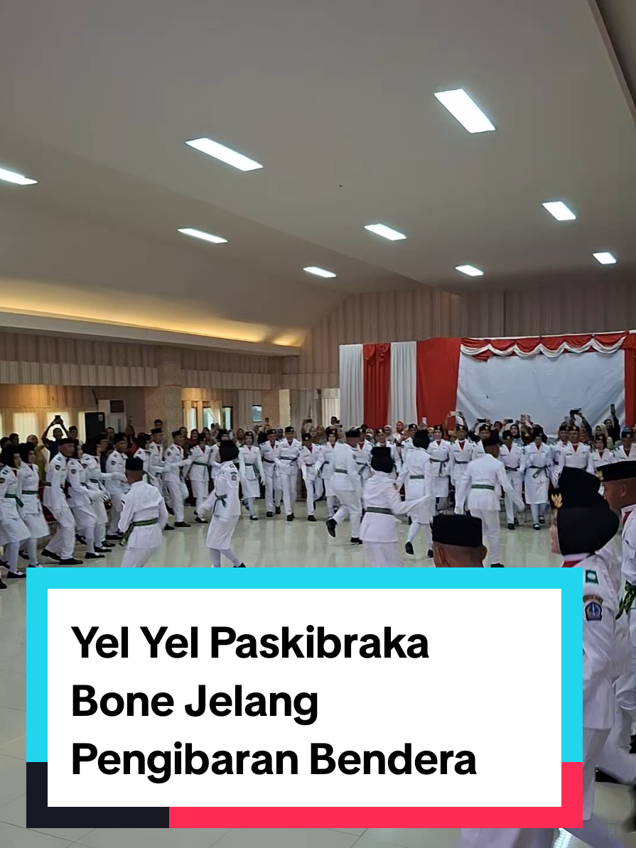 Yel Yel Paskibraka Bone di Gedung PKK Bone jelang pengibaran Bendera Merah Putih