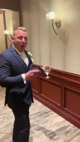 When the groom steals the show#familylove #groom #wedding #Love #funnygroom 