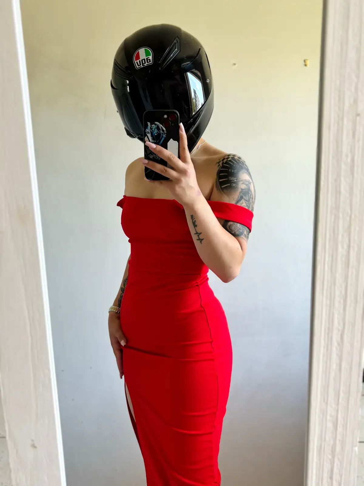 #agv #foru #motogirl #motorider #follow 