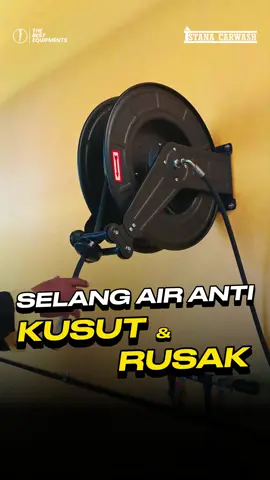 CARA AGAR SELANG AIR CARWASH KAMU AWET !! Sudah saatnya boscu pasang Hose Reel High Pressure IKAME. Alat penggulung selang otomatis yang pastinya memudahkan karyawan cuci boscu saat saat pencucian. Mampu menggulung selang sepanjang 12 meter. Jadi selang tergulung rapi dan tampilan carwash jadi makin keren maksimal. Tunggu apalagi,langsung order sekarang dan pasang di carwash boscu. Produk kami bukan produk Home Industri Abal-abal, diproduksi oleh perusahaan profesional bonafit, Terpercaya dan Bergaransi. MENGAPA HARUS ISTANA CARWASH ? ✅ Kami perusahaan RESMI & PROFESIONAL ✅ Memiliki izin usaha yang LENGKAP ✅ Barang ORIGINAL & BERGARANSI RESMI ✅ Bisa KONSULTASI dengan tim marketing handal ✅ After sales TERJAMIN ✅ Teknisi BERPENGALAMAN ✅ TERBUKTI, TERUJI & HANDAL ✅ Sudah menjangkau di 38 PROVINSI DI INDONESIA ✅ Memiliki Pabrik Produksi & Bahan baku ber SNI Jadi tunggu apalagi, yuk mulai usaha cuci motor anda bersama Istana Carwash ! 👉 Klik link website kami di bio sekarang!🔥 atau hubungi marketing kami untuk pemesanan dan informasi lebih lanjut 👈. CONTACT PERSON : ISTANA CARWASH PUSAT JL. Tomohon No. 24 Pondok Melati, Kota Bekasi, Jawa Barat 17414 📞: 0812-9920-9910 📞: 0858-5900-2666 ISTANA CARWASH MEDAN 📞: 0852-1188-5312 ISTANA CARWASH PONTIANAK 📞: 0851-3349-1394 ISTANA CARWASH PALEMBANG 📞: 0851-3349-1389 #usaha #otomotif #mesinair #vmp #highpressure #motor #carwash #indonesia #wirausaha #cucimobil #mobil #selanghighpressure #paketusahacuci #umkm #selang #steam #hidrolikmobil #hidrolik #hosereel #indonesia #carwash #mesinhighpressure #pengusaha #pompacarwash #selangsteam #usahacucimobil #pompasteam #hidrolik