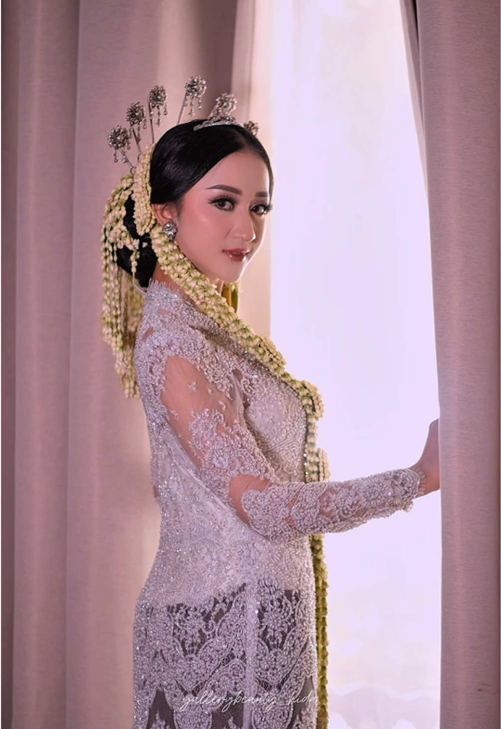 tanggal mulai padet ygy, jangan sampai gak kebagian😍 #sanggul #sanggulmodern #pernikahan #akad #makeup #mua