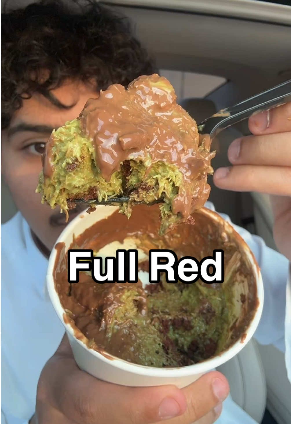 فل رد - @Full Red  متوفرين بجميع تطبيقات التوصيل ولهم تطبيق خاص   وعندهم خدمة الاستلام من الفرع اذا طلبتو من التطبيق موجودين بجميع فروع لي تور الاصناف: -بستاشيو -كندر -بيكان  ويجي منها حجمين كبير وصغير ad