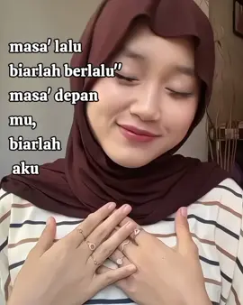 cihuy 😖😄  #masa'depanmu_biarlahaku #suciapri14 #katakata #potolive #CapCut 
