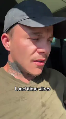 Lunchtime vibes #lunchtime #vibes #sunny #mood #fyp 