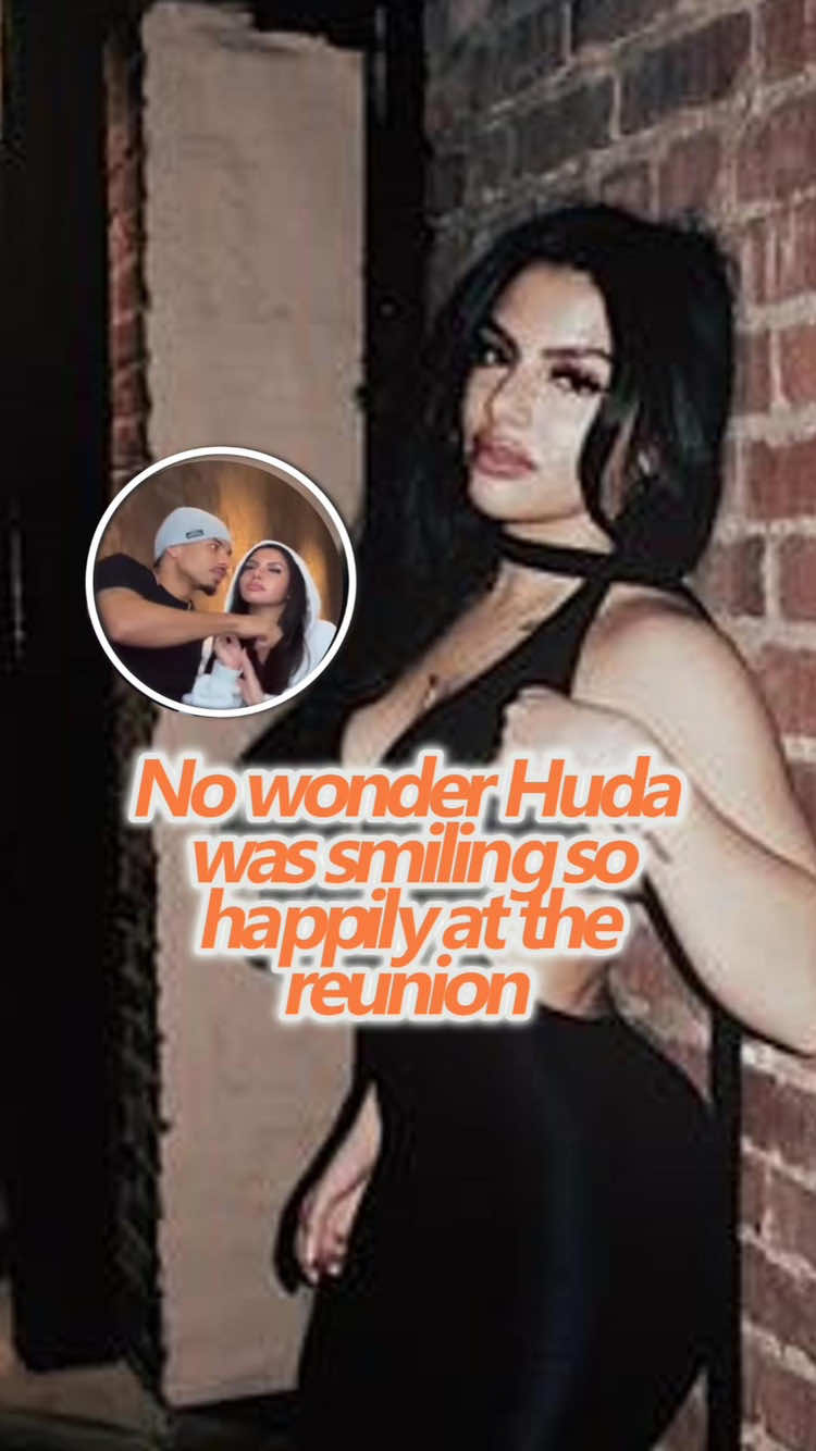 No wonder Huda was smiling so happily after leaving the Season 7 reunion of Love Island—no one realized that Louis had taught her three strategies to deal with difficulties.#celebrity #usa #LoveIsland #huda #louis     ​