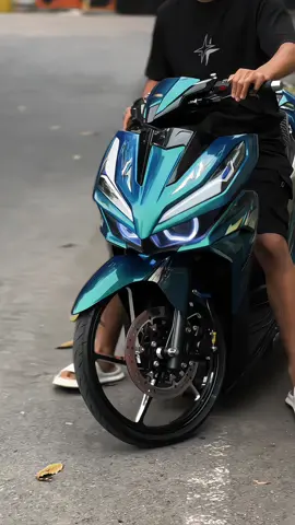 Yang tanya striping beli dimana disini nih@VARKYY 🥶❤️‍🔥  . . . #fyp #varghost⚡ #vario #vario125 #variogen2 #ogahjinjit #vavarioan #variomodifikasi 