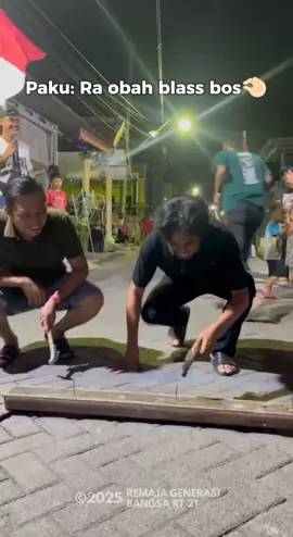 ajane munu bapak bapak iki cekelane palu ta benges, kok ganok seng tepak🤣 #fypage #bapakbapak #agustusan #lombabapakbapak #lucu #regensa21 #karangtaruna #hutri80 #keloposepuluhsukodono 