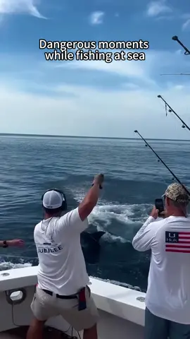 Sea fishing and dangerous an caution 🎣 #fish #sea#Seafishing #usa#foryou#dangerous #crazy #fyp