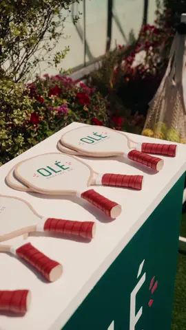 Sun on the court, Olé in our glass, and nothing but good vibes in play. Komodo brought the rooftop pickleball scene to life with cocktails and mocktails keeping the rallies going. This is how we serve it up.
