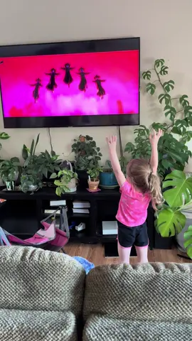 My 4 year old is obsessed with this movie, it has been on repeat to the point she does the movements with each song. This song is my personal favorite. #kpopdemonhunters #kpop #youridol #fyp 