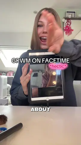 @Fern #cousins #bestfriend #facetime #funny #getreadywithme #grwm #getmefamous #blowup #foryou #blowup #getreadywithme #fyp #blowupmyphone #foryoupage❤️❤️ #influencer #influencertips #viralvideos #fashiontiktok #getmetiktokfamous 