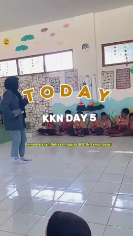 Mengajar dengan hati, mencerdaskan generasi muda indonesia! KKN di SDN Tanjungsari, berbagi ilmu untuk masa depan yang cerah! SDN Tanjungsari, tempat kami berbagi ilmu dan inspirasi! ☺️📚📖 #kknunitomo #fyp #unitomo #kkndesatanjungsari2025 #kkn2025 @unitomo.official  @PemdesTanjungsari 