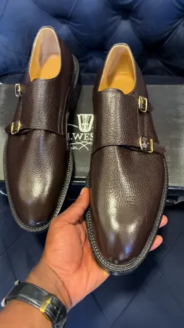 👔 USAFT VESTIMENTAIRE 📍 Avenue Kalima, numéro 306 – Kolwezi 📱 WhatsApp : +243 999 166 4042