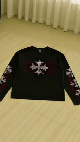 Kaos Longsleeve  #outfitinspo #outfit #promomakanmerdeka 