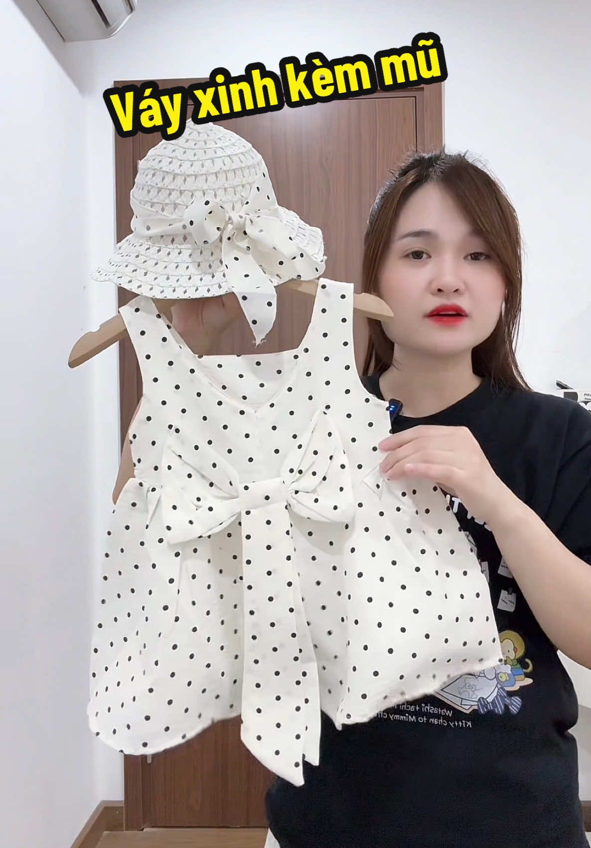 Váy đũi chấm bi xinh iu kèm mũ #đồchobeyeu #váyxinh #váybegai 🎀🎀🎀🎀