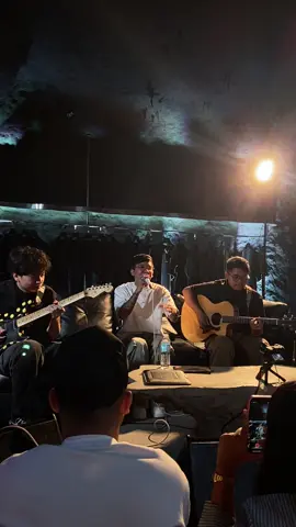 2nd Song for hopes by Jroa  #creatorsearchinsights #acoustic #JROA #Songforhopes #TeamUA