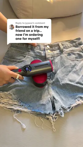 Replying to @jyyaoo Cos it’s super light, portable and smooth wrinkles faster, especially kill bacteria and dust mites #steamiron #steamer #garmentsteamer #portableiron #portablesteamer      