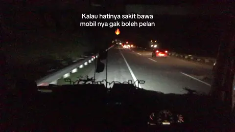 #storitrukindonesia #trukmaniaindonesia #drivermaniacomunity #cmic_cantermaniaindonesiacomunity #trukstory #fyp #fypage #storisopirtruk #truklifestyle 