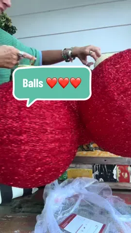 Free shipping❤️💚 These are huge and beautiful Eeek I am so excited to decorate. #bestchoiceproducts #christmasdecor #outdoorchristmasdecor #yarddecor #holidaydedor #tiktokshopchristmas 
