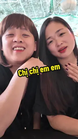 Mới ngày nào em còn gạ anh quay tiktok anh ngại ngùng sau 4 năm giờ anh đã bộc lộ hết tất cả. 🙂