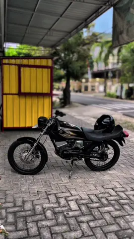 kamu selingkuh lagi,hanya motor tua